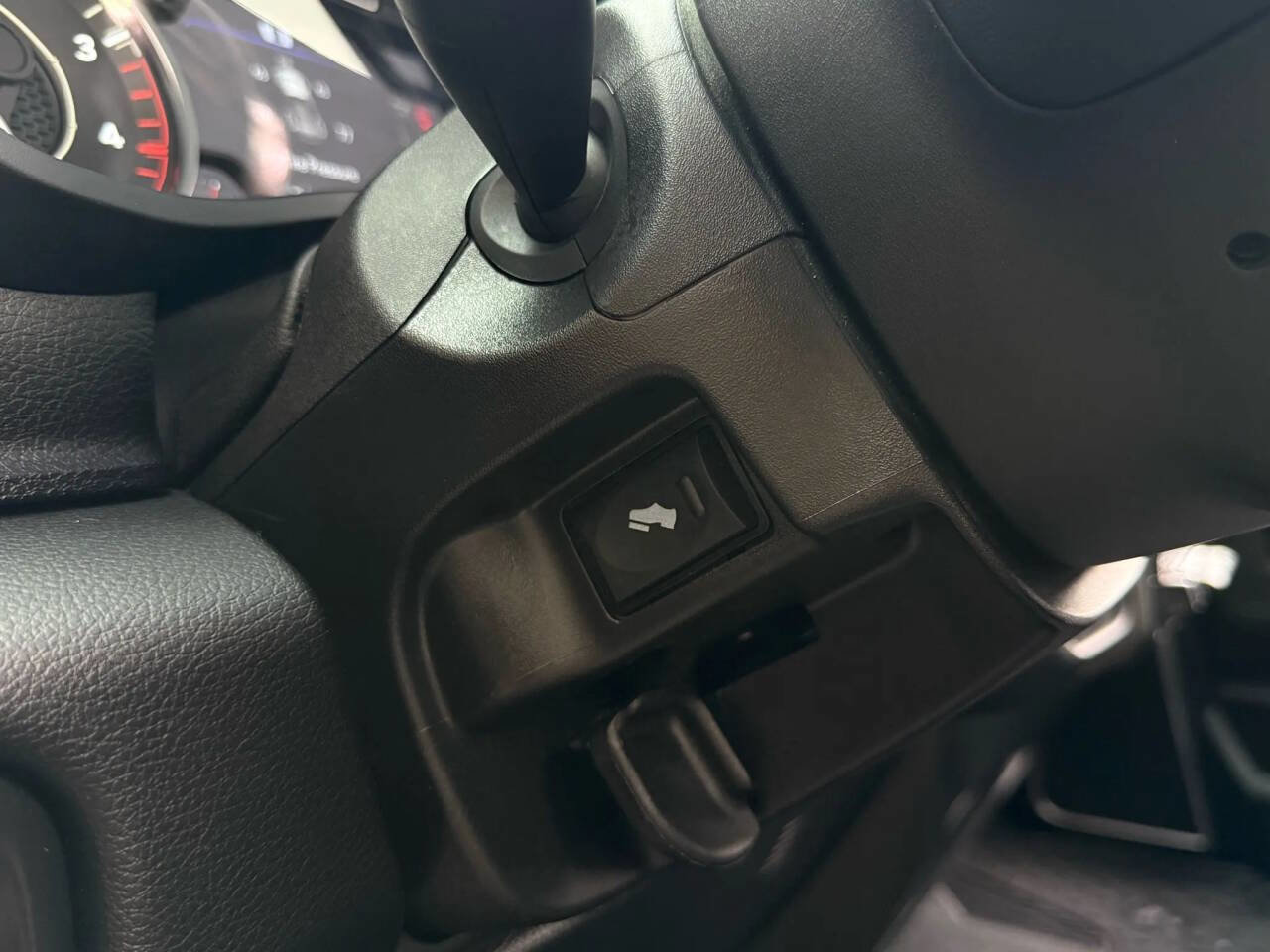 Used 2024 RAM 3500 Laramie w/ Night Edition image 31