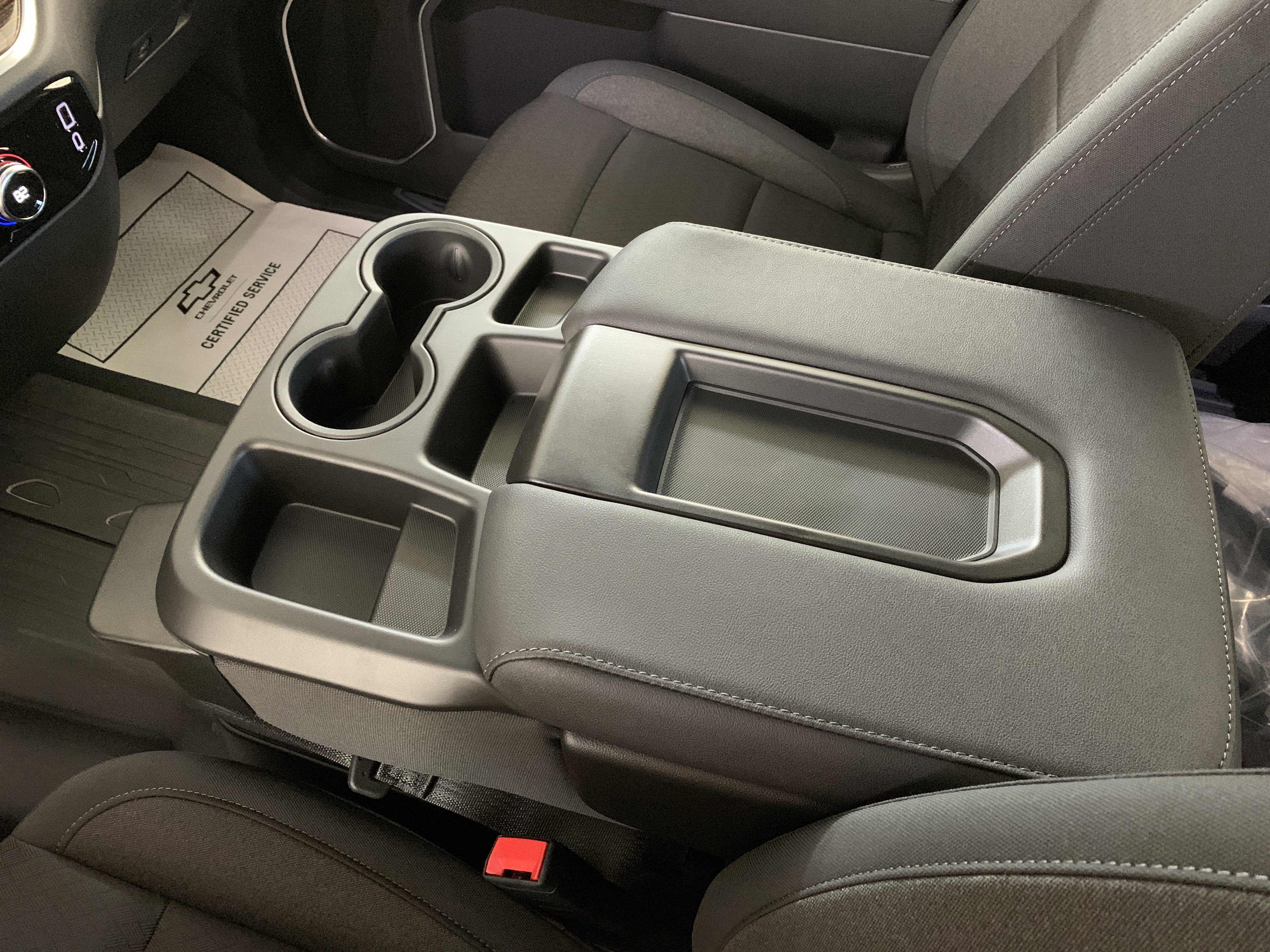 New 2026 GMC Sierra 2500 SLE image 30