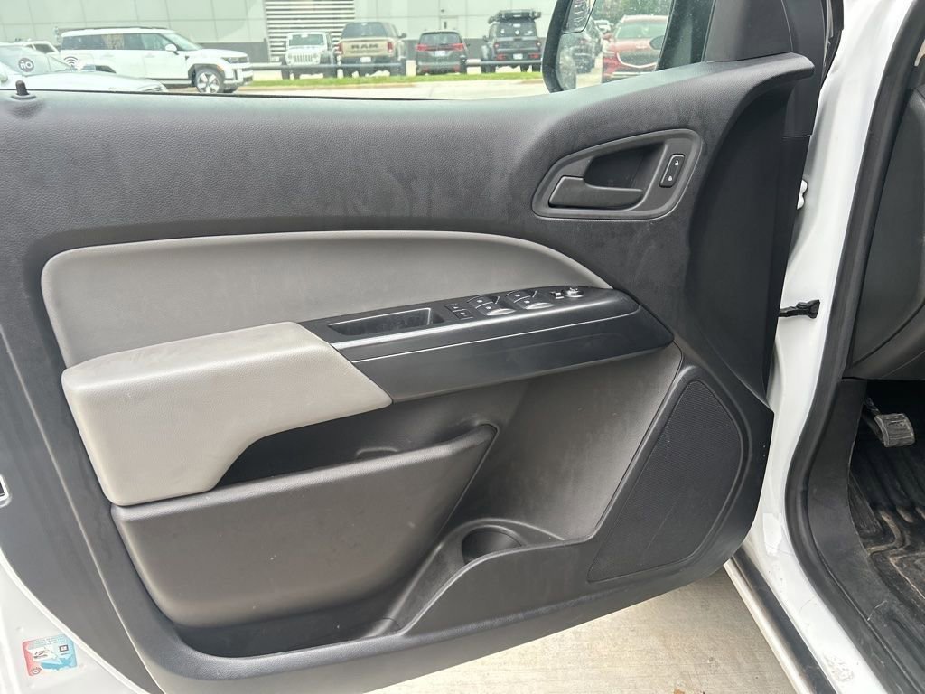 Used 2022 Chevrolet Colorado W/T w/ Custom Special Edition AWD/4WD image 15