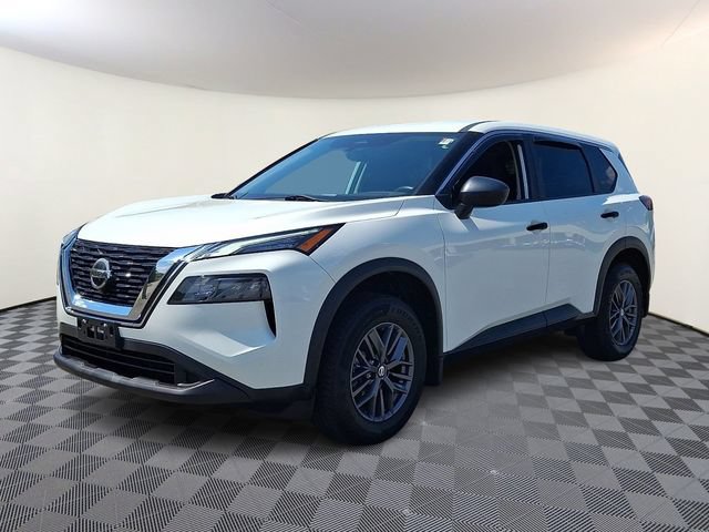 Used 2021 Nissan Rogue S FWD image 3