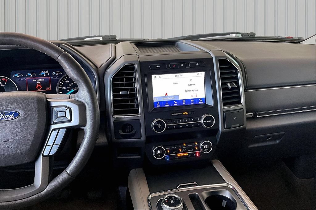 Used 2020 Ford Expedition XLT w/ Equipment Group 202A RWD image 3