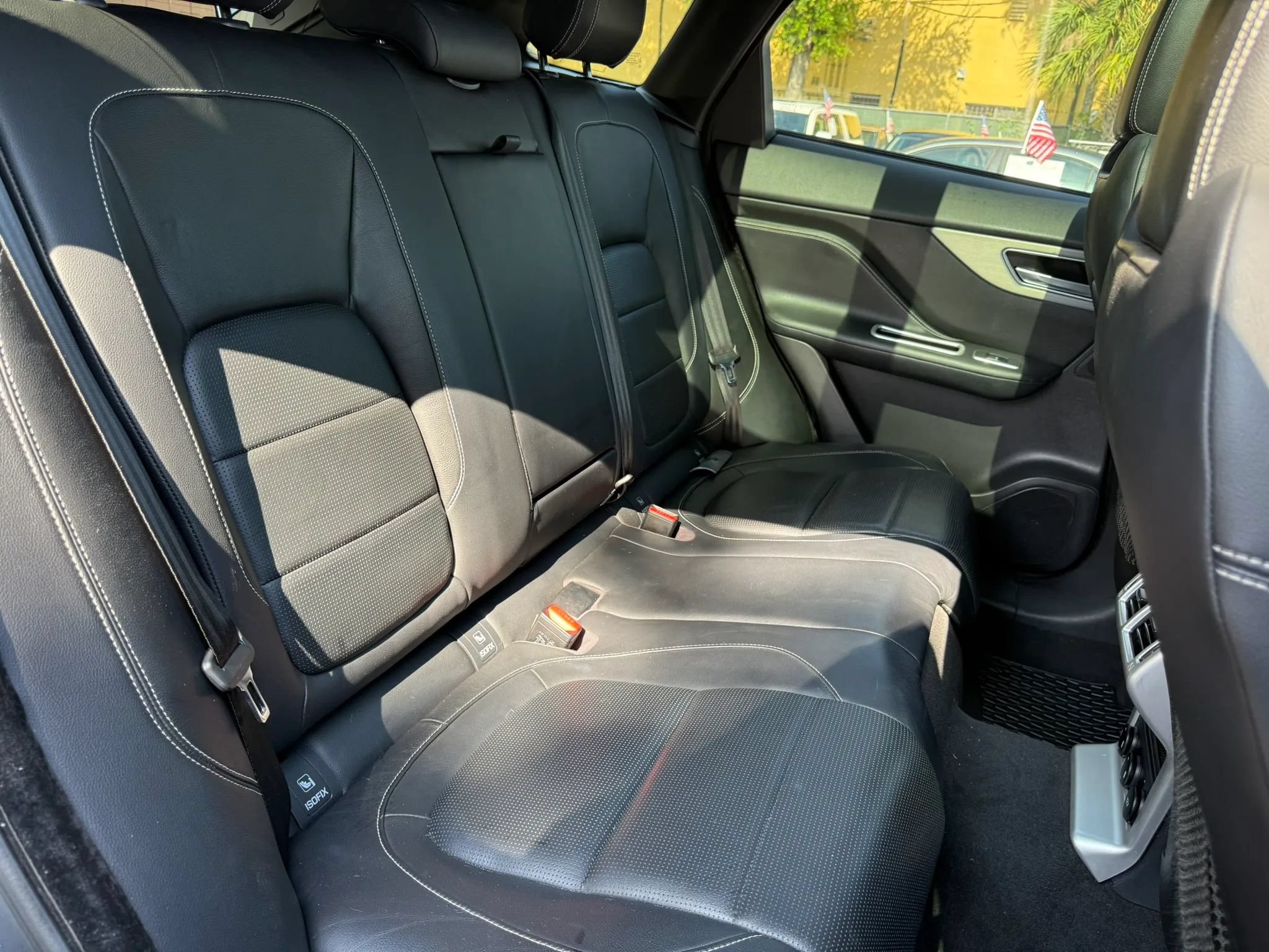 Used 2018 Jaguar F-PACE S AWD/4WD image 16