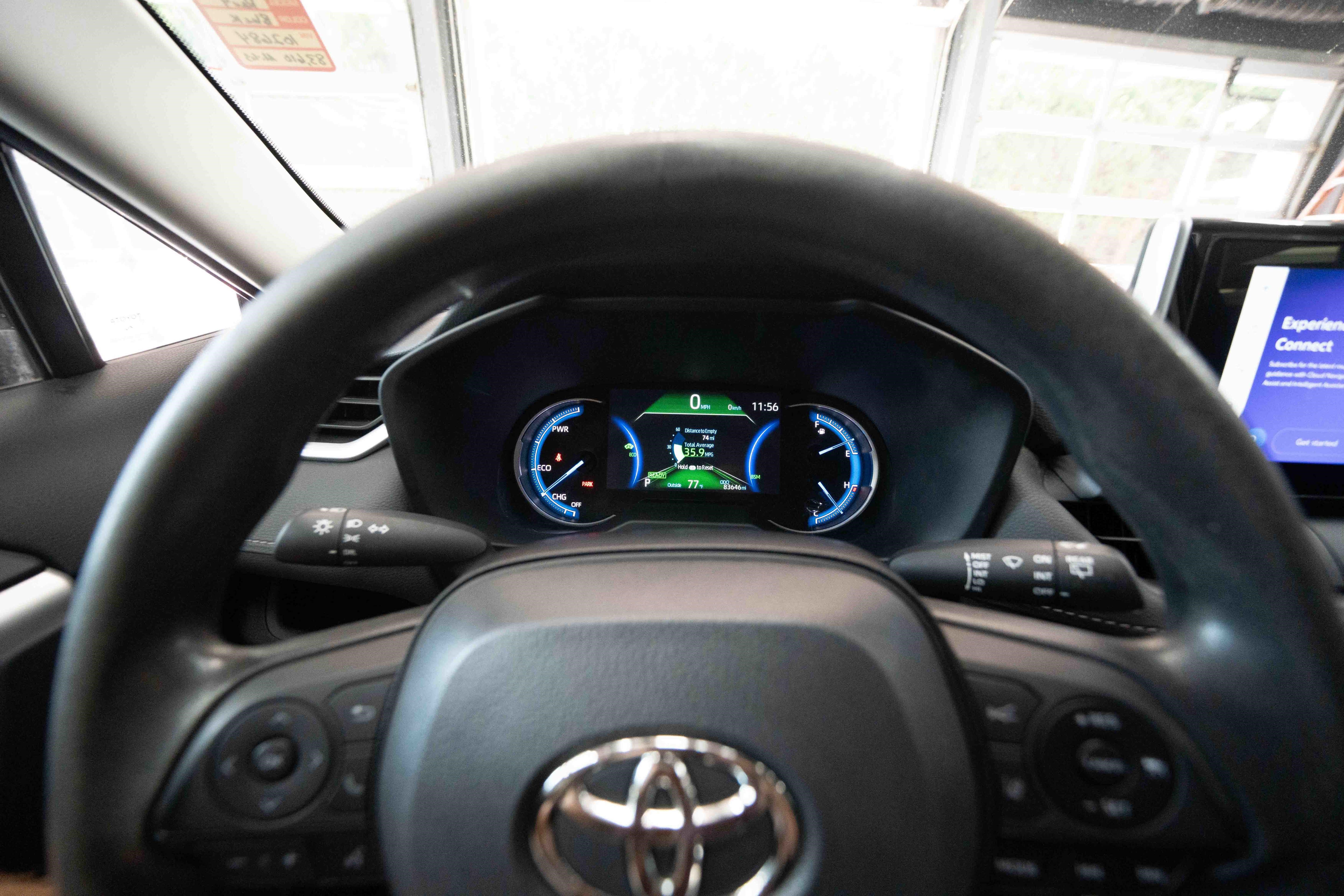 Used 2023 Toyota RAV4 LE AWD/4WD image 15