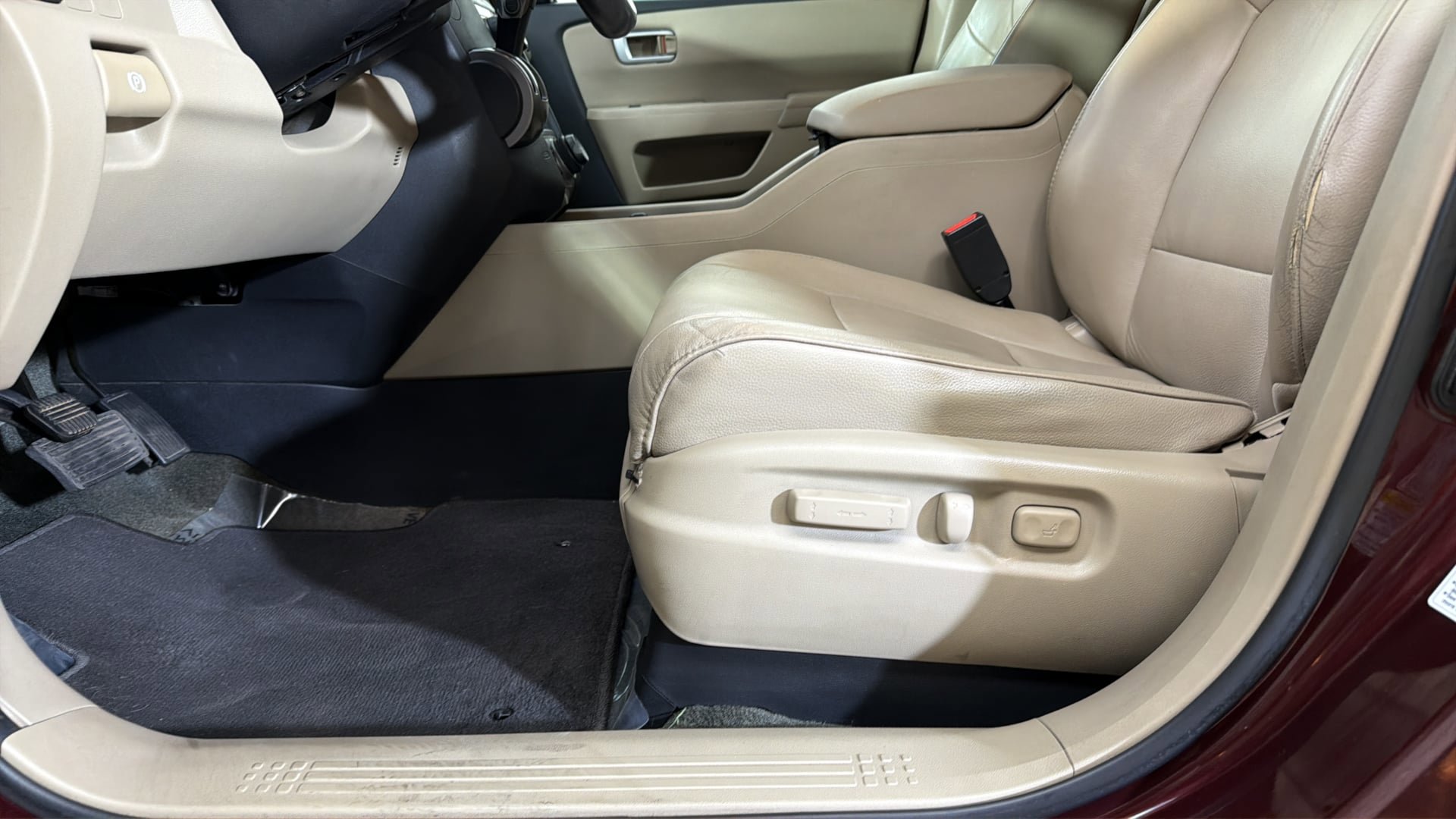 Used 2015 Honda Pilot Touring image 19
