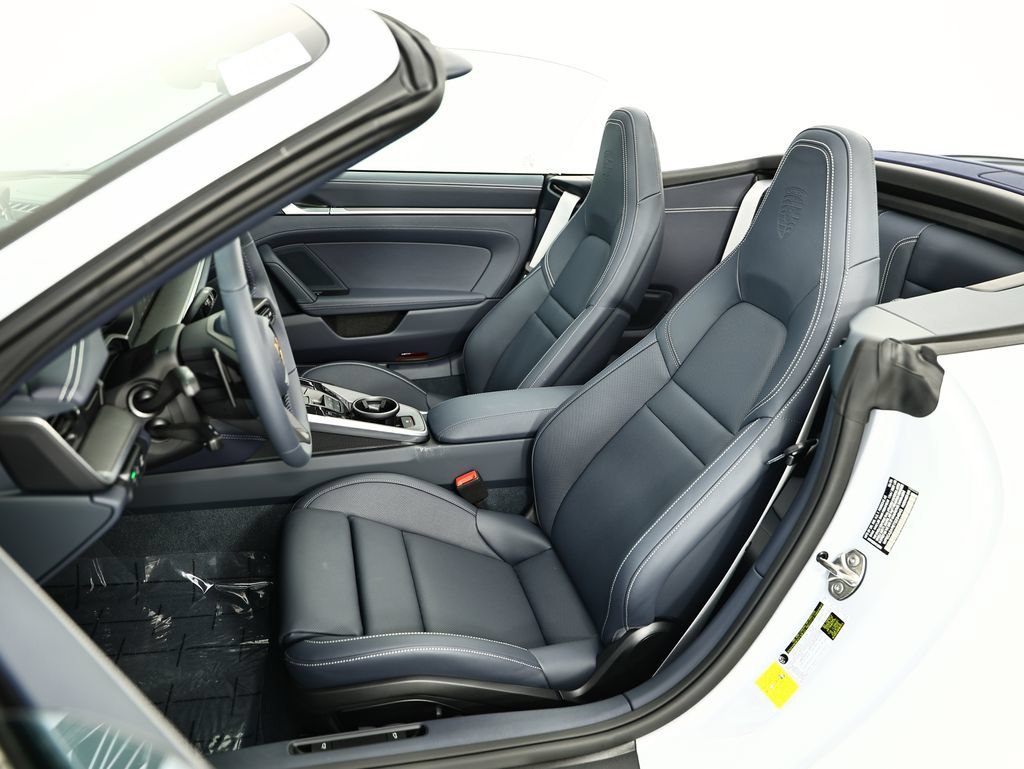 New 2026 Porsche 911 Carrera RWD image 5