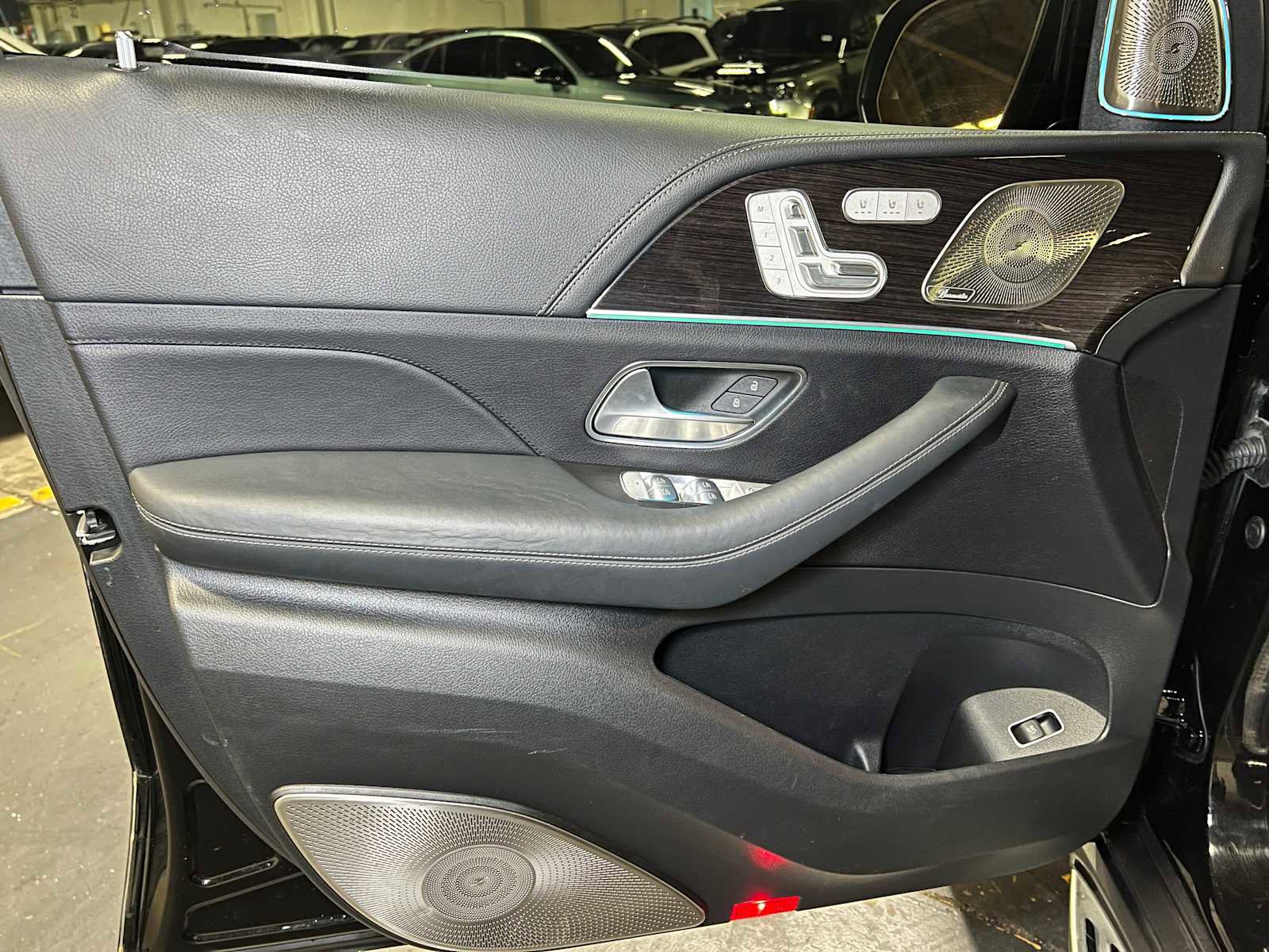 Used 2023 Mercedes-Benz GLS 580 4MATIC image 22