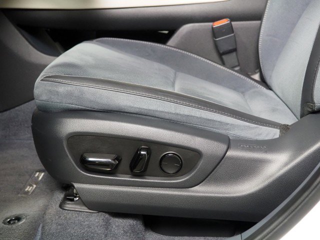 Used 2023 Lexus RZ 450e Luxury w/ Accessory Package (Z1) image 59