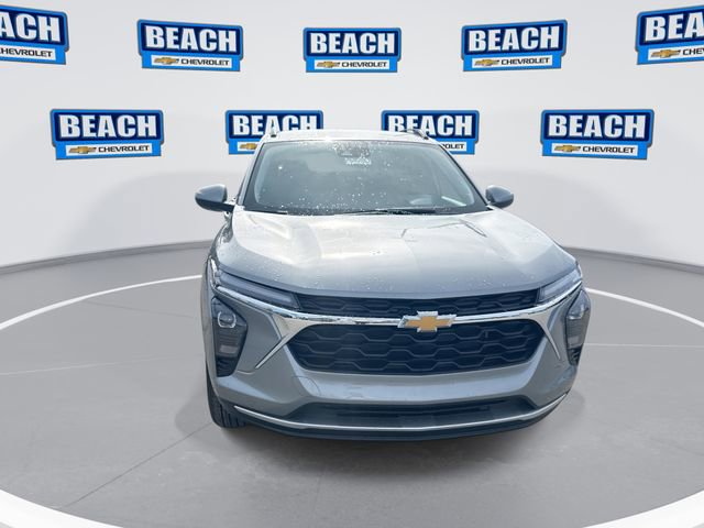 New 2026 Chevrolet Trax LT w/ Driver Confidence Package image 3