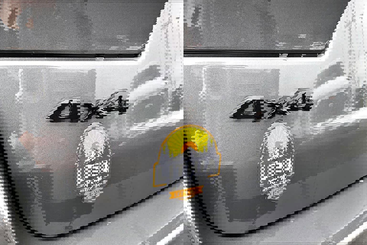 New 2025 Jeep Grand Cherokee Altitude image 7