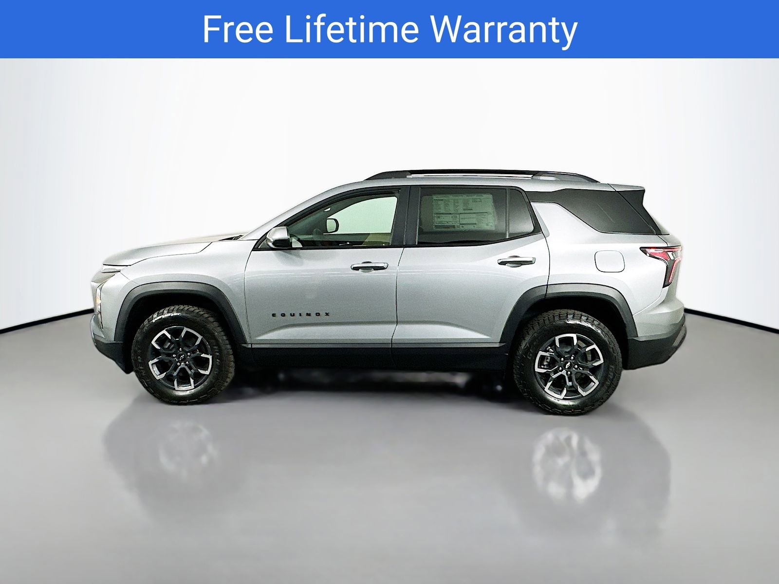 New 2026 Chevrolet Equinox ACTIV AWD/4WD image 5