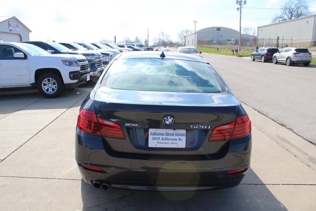 Used 2016 BMW 528i xDrive Sedan AWD/4WD image 7
