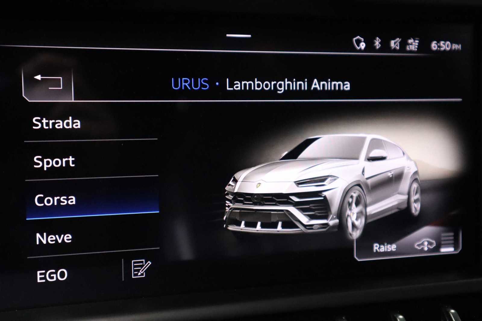 Used 2019 Lamborghini Urus image 19