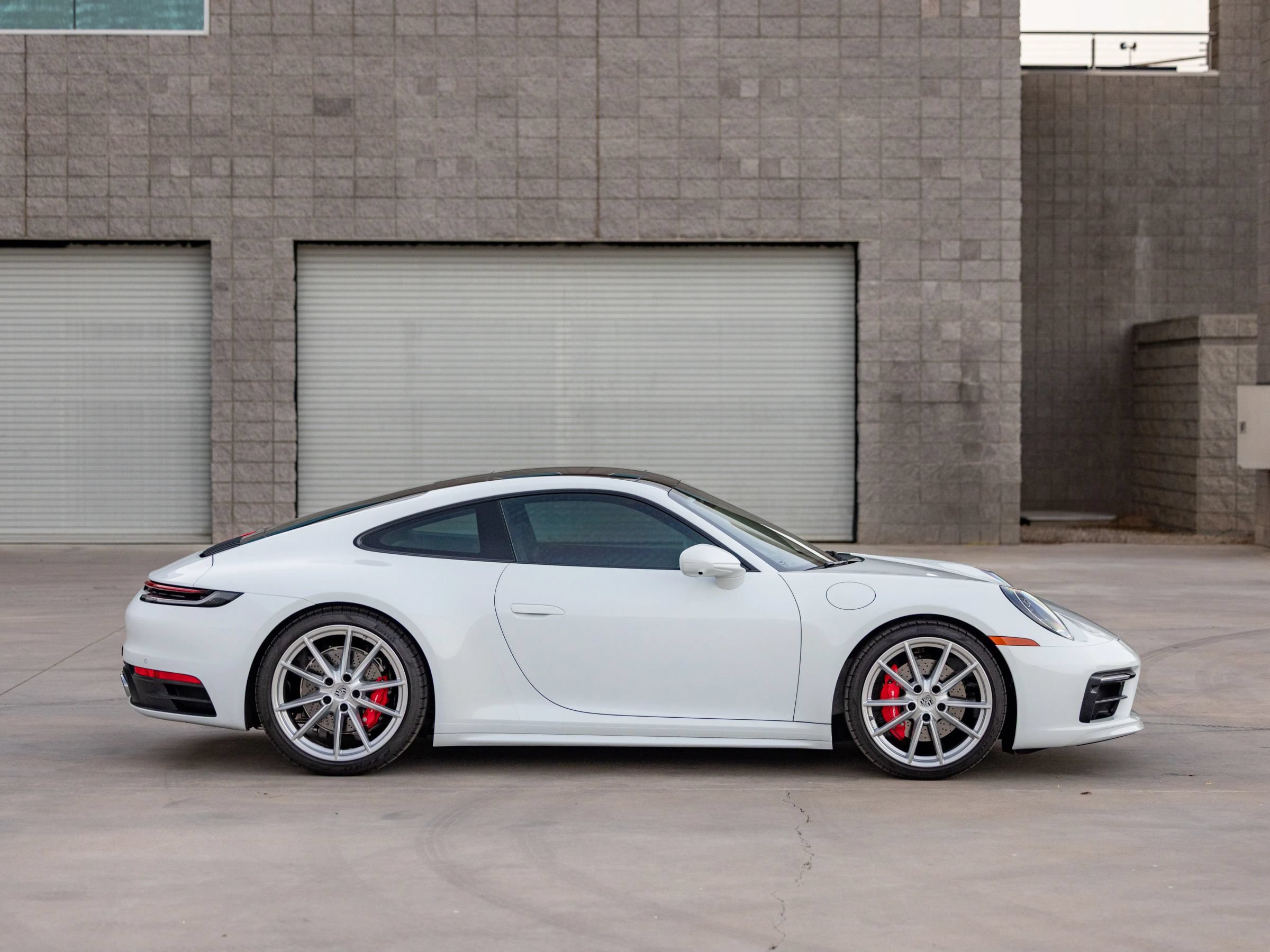 Used 2022 Porsche 911 Carrera S RWD image 9