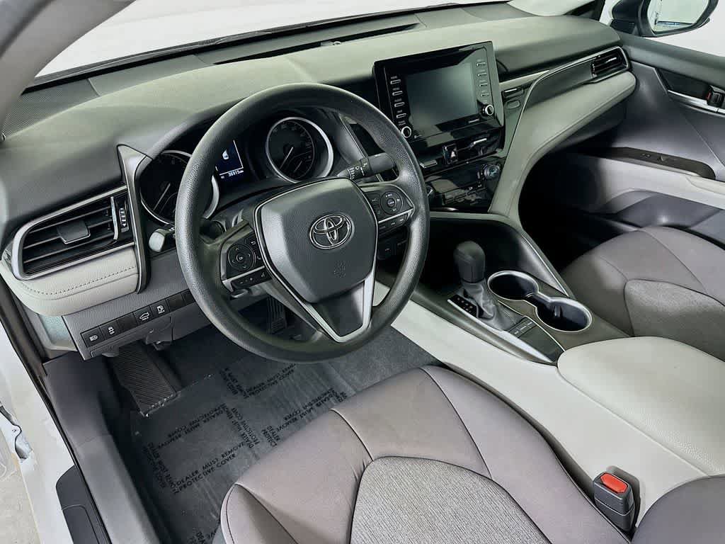 Used 2024 Toyota Camry LE FWD image 2