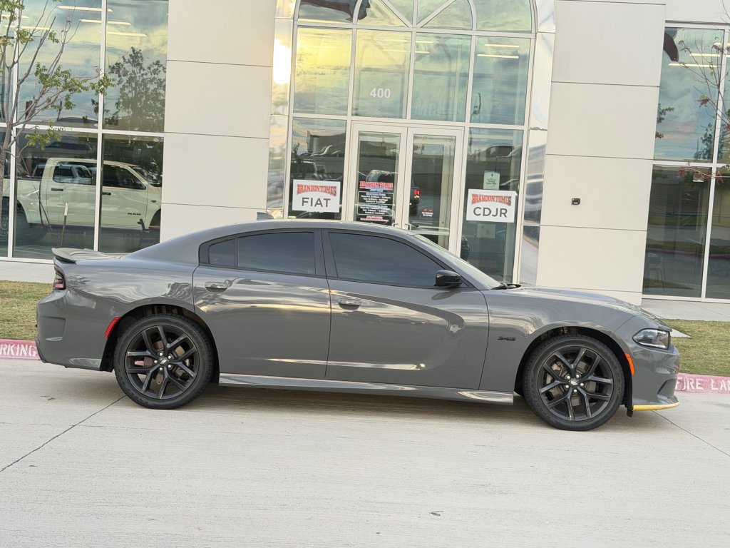 Used 2023 Dodge Charger R/T w/ Blacktop Package RWD image 3