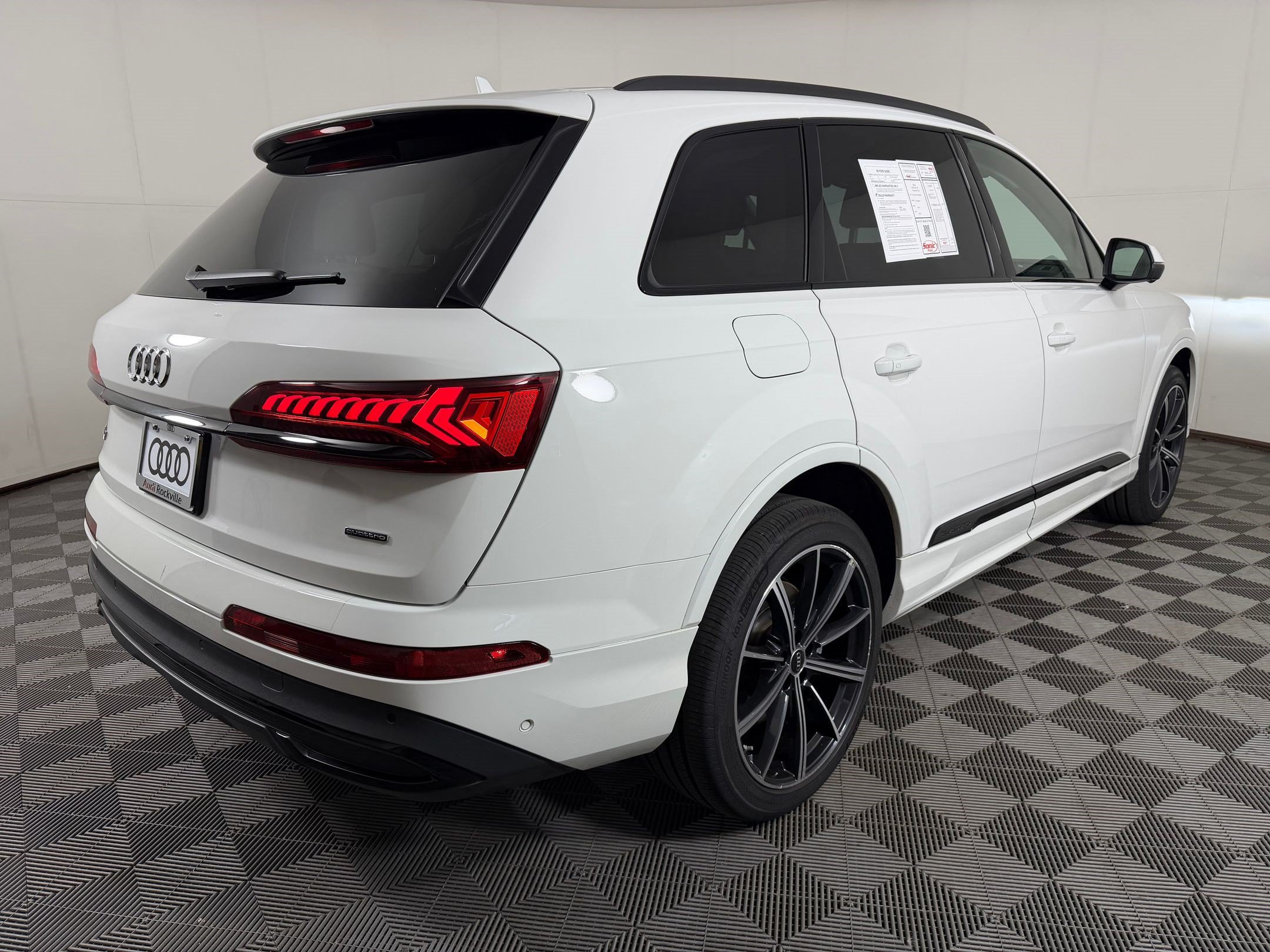 Certified 2023 Audi Q7 3.0T Premium Plus w/ Premium Plus Package AWD/4WD image 9