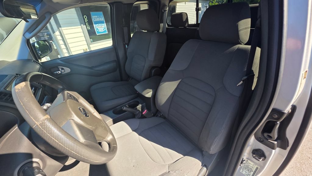 Used 2008 Nissan Frontier SE w/ Power Pkg RWD image 10