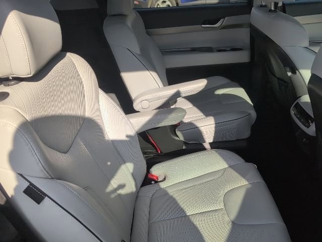 Used 2025 Hyundai Palisade SEL image 13