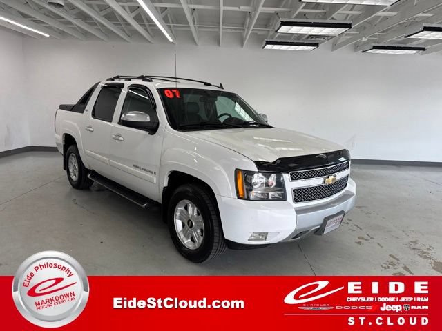 Used 2007 Chevrolet Avalanche LT w/ LT Preferred Equipment Group