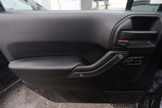 Used 2017 Jeep Wrangler Unlimited Sport image 16