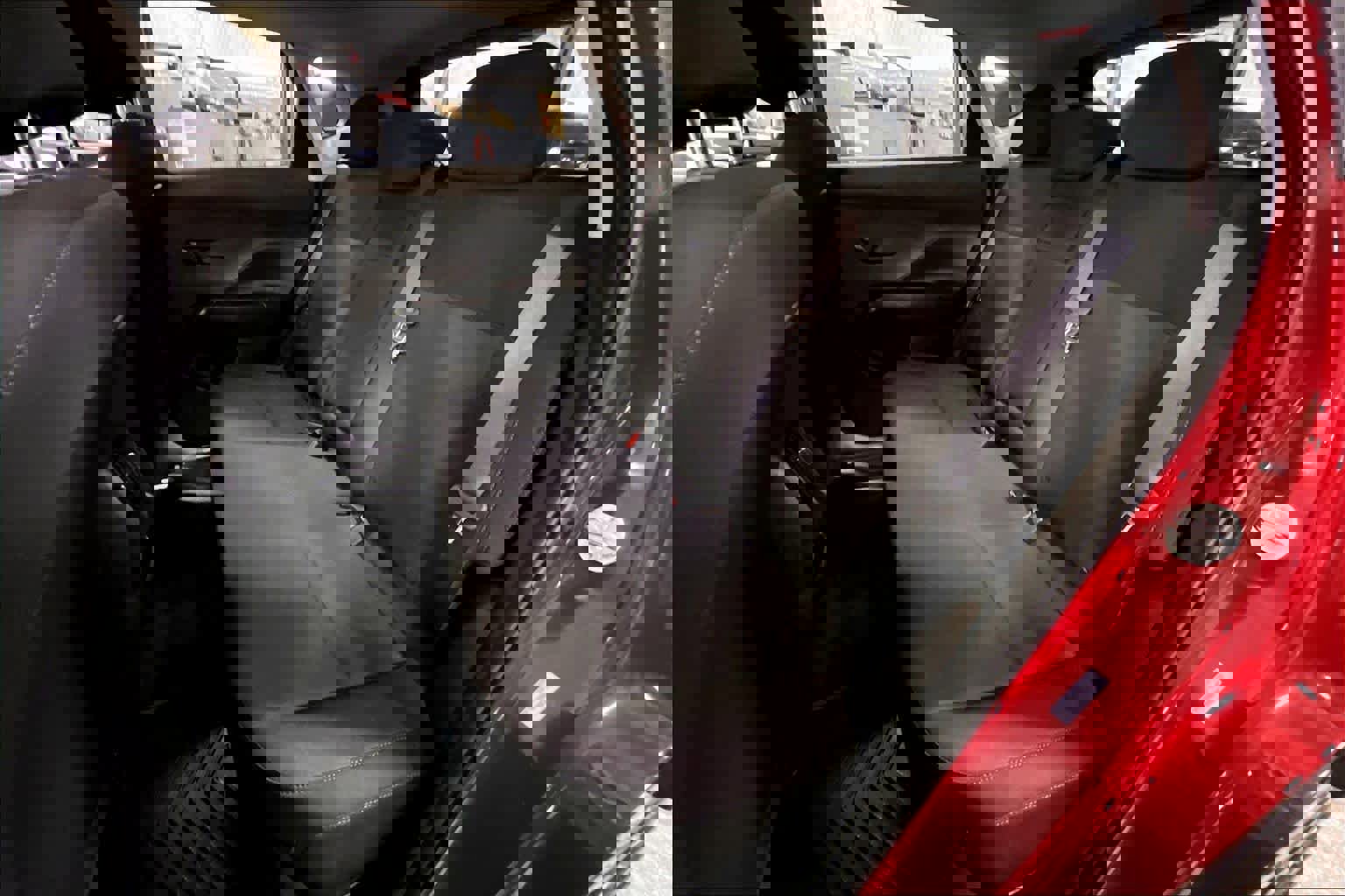 Used 2025 Hyundai Kona SEL image 20