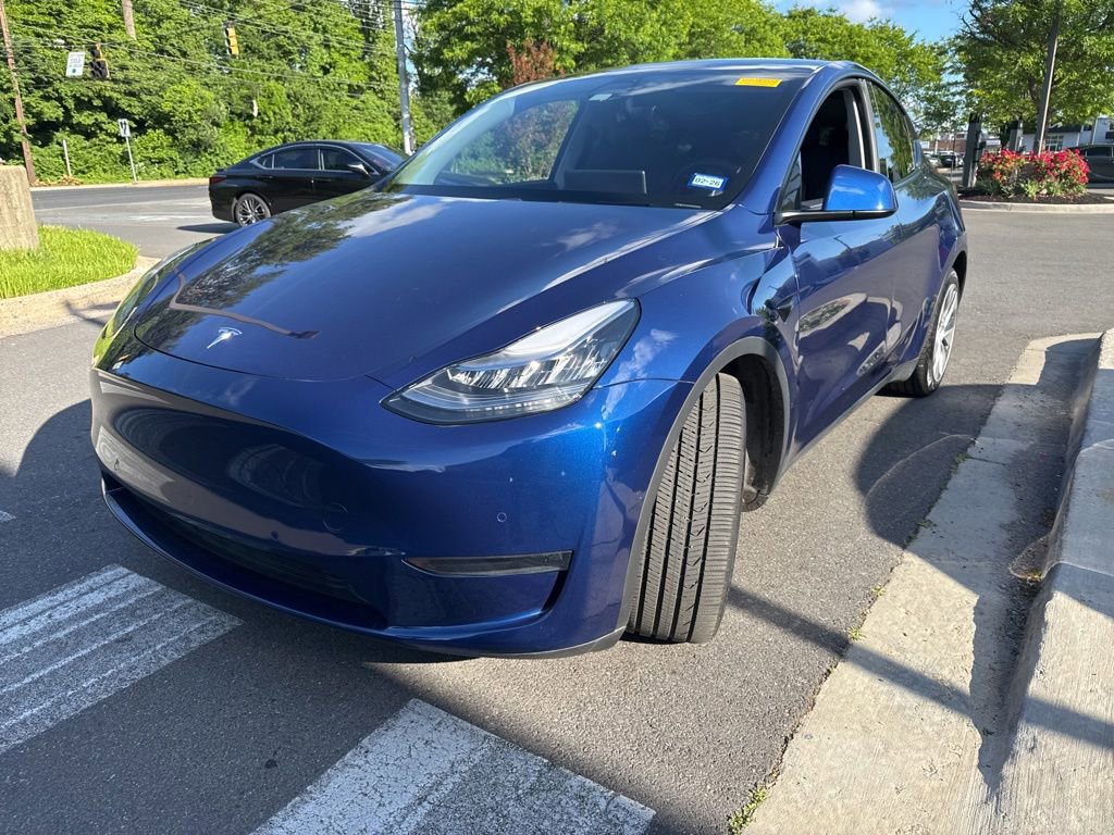Used 2021 Tesla Model Y Long Range AWD/4WD image 3