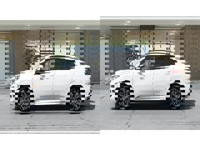 New 2025 BMW X2 xDrive28i w/ Premium Package image 4