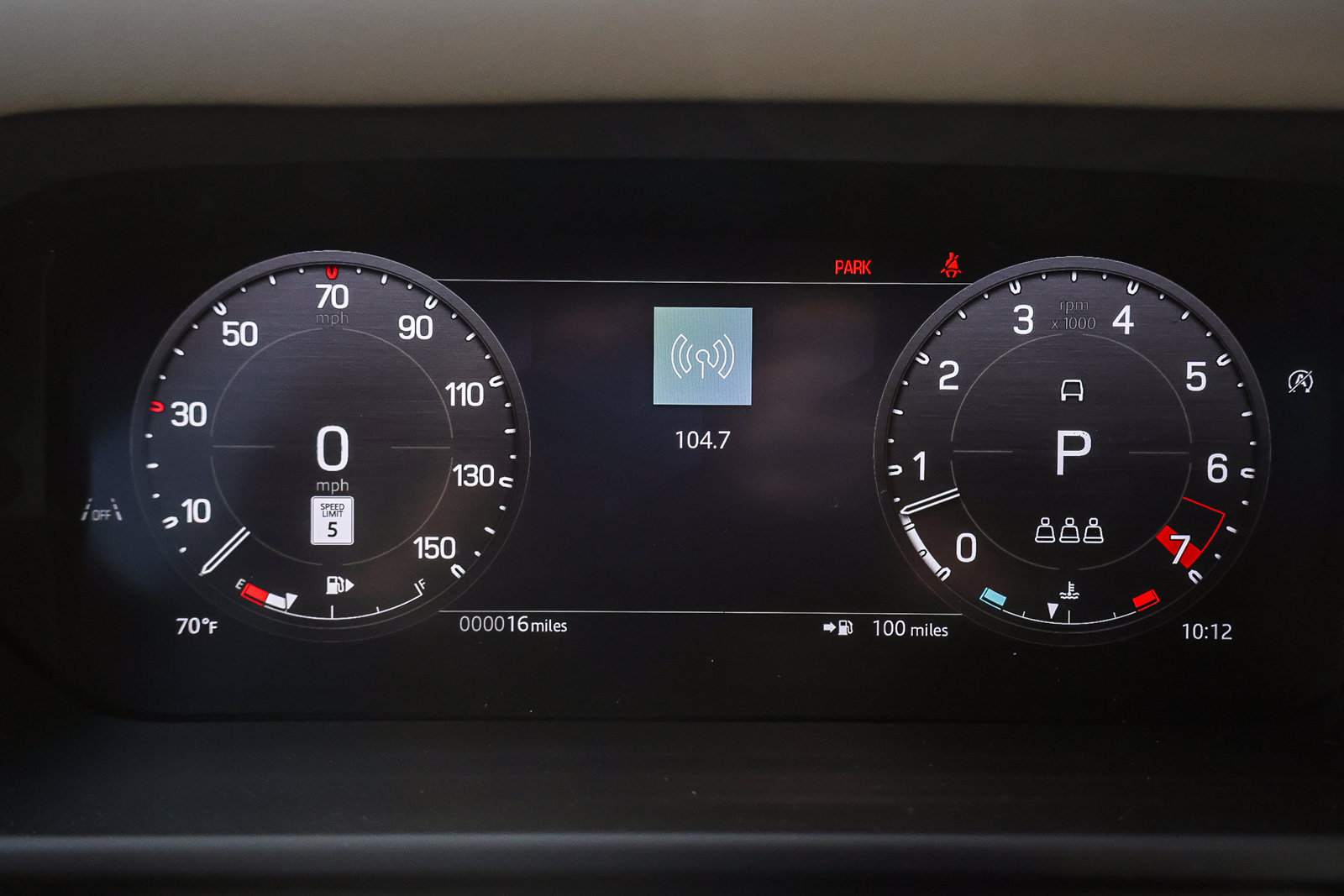 New 2026 Land Rover Defender 110 X-Dynamic SE AWD/4WD image 27