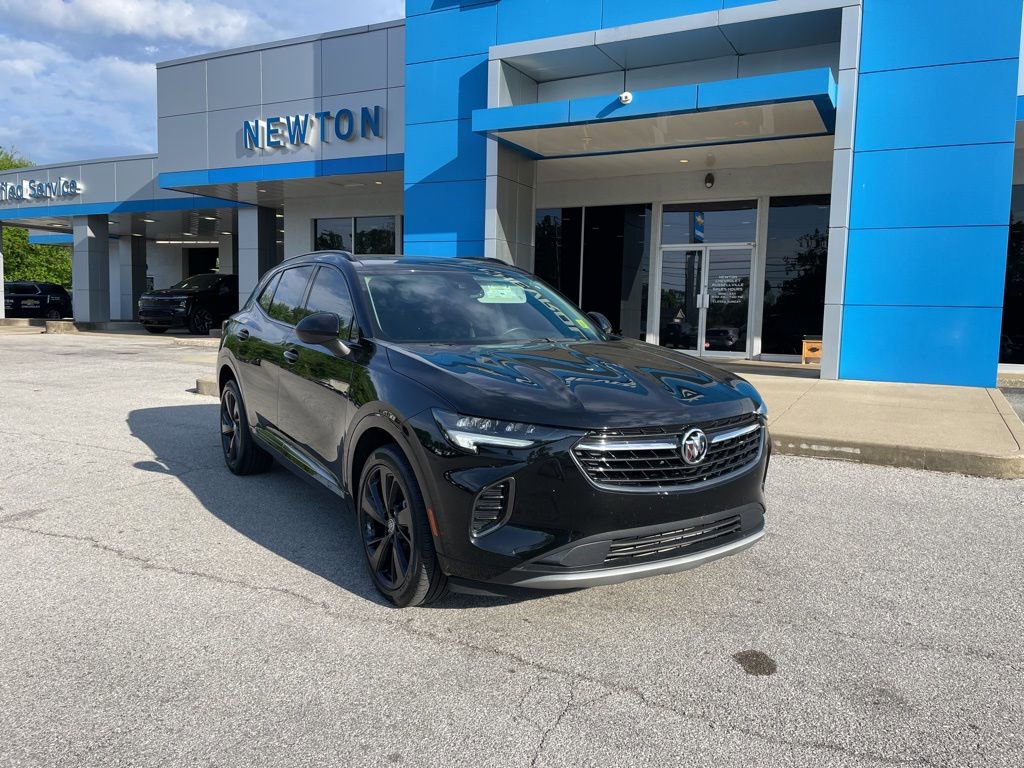 Used 2022 Buick Envision Essence w/ Sport Touring Package image 2