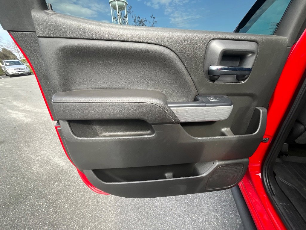 Used 2017 Chevrolet Silverado 1500 LT w/ All Star Edition image 20