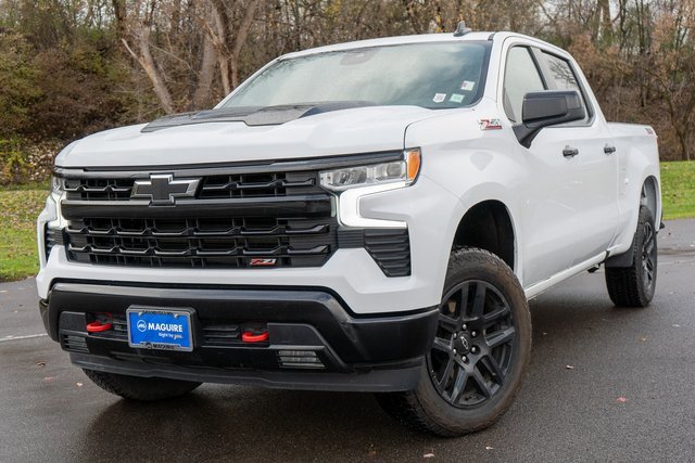 Used 2024 Chevrolet Silverado 1500 LT Trail Boss image 1