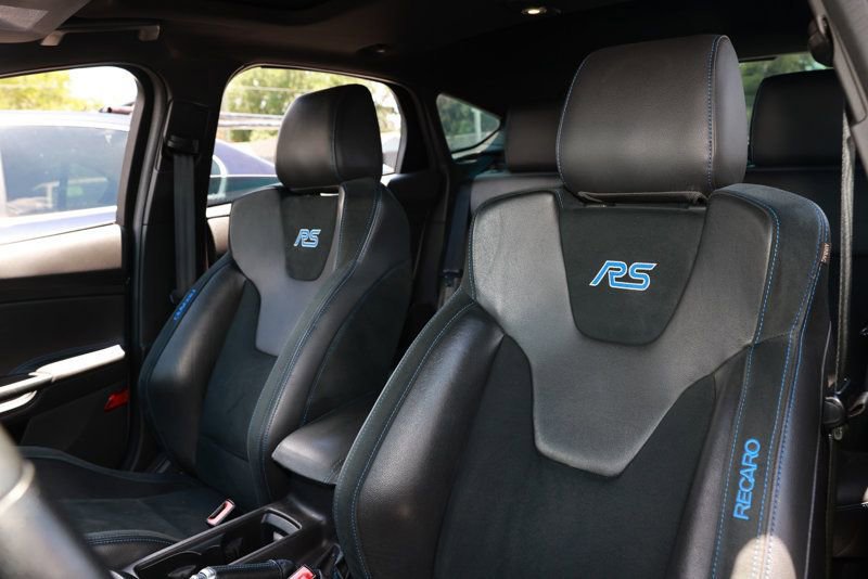 Used 2016 Ford Focus RS AWD/4WD image 9