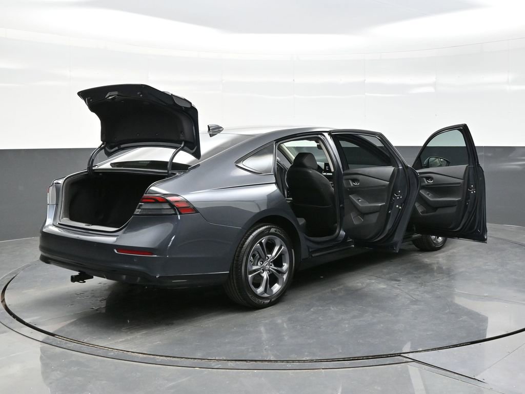 Used 2025 Honda Accord EX-L image 39