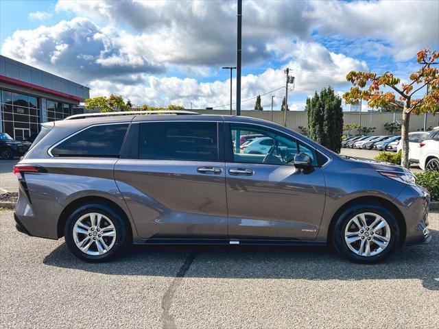 Certified 2021 Toyota Sienna Limited AWD/4WD image 5