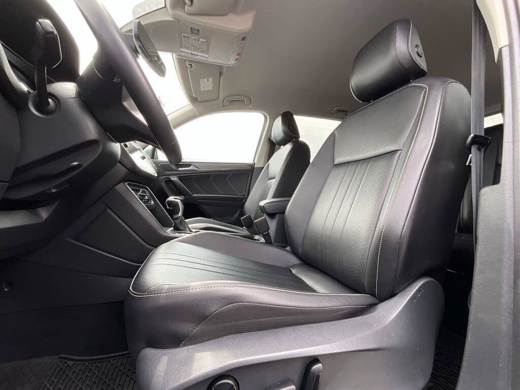 Used 2022 Volkswagen Tiguan SE AWD/4WD image 11