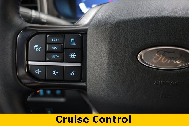 Used 2025 Ford F450 Platinum w/ FX4 Off-Road Package image 42