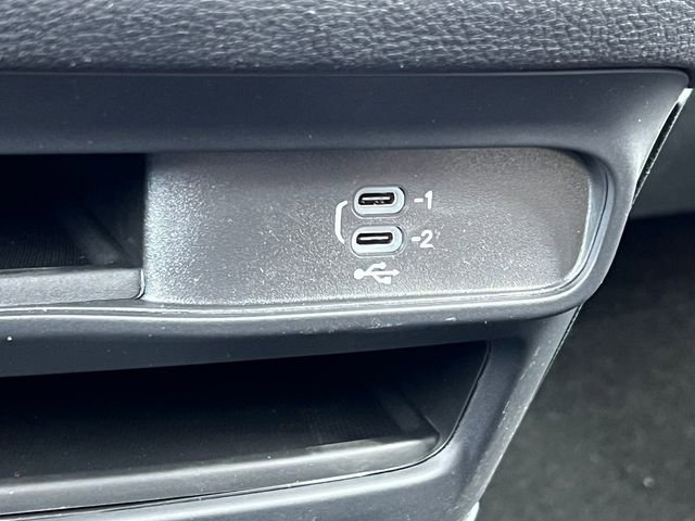 New 2026 Chrysler Pacifica Select AWD/4WD image 29