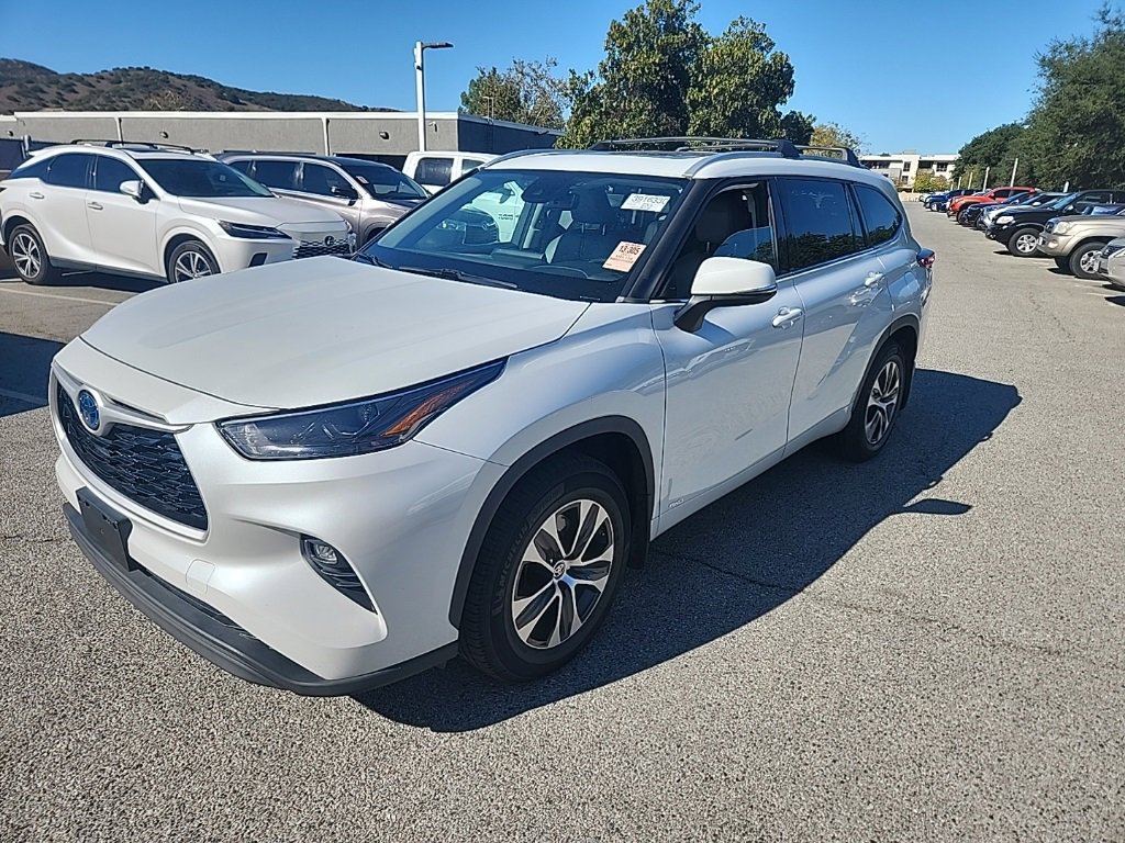Certified 2022 Toyota Highlander XLE