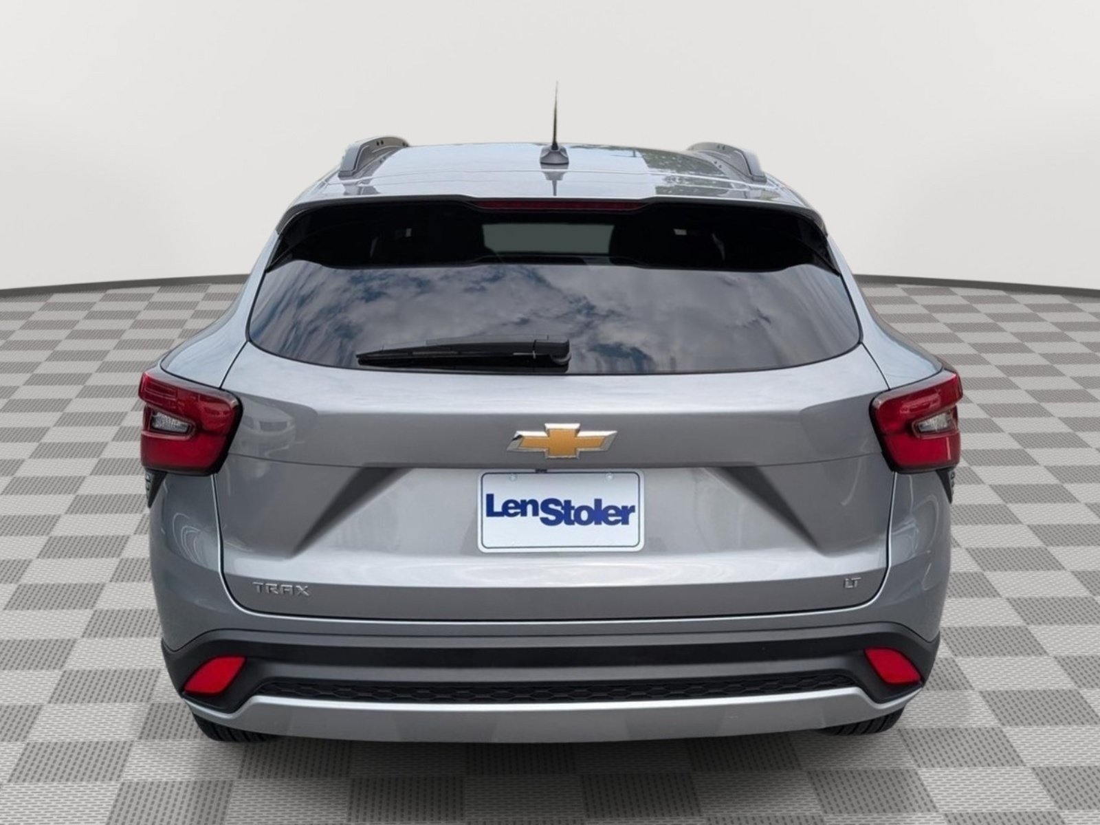 Used 2024 Chevrolet Trax LT w/ Driver Confidence Package FWD image 4