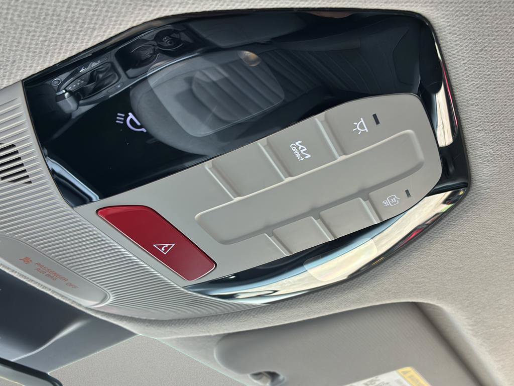 Used 2025 Kia K4 EX FWD image 41
