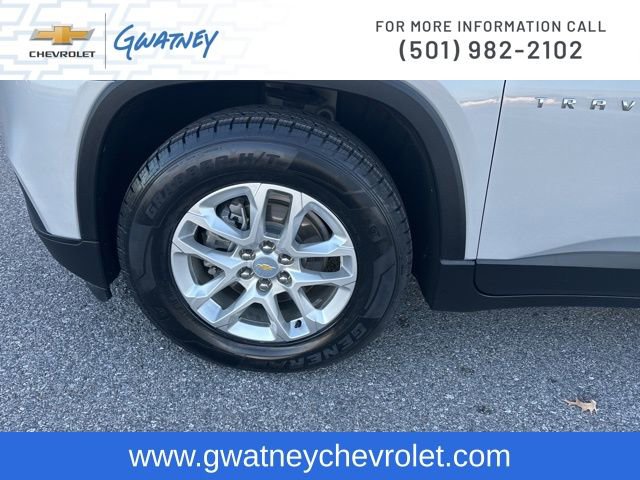 Used 2021 Chevrolet Traverse LS image 9