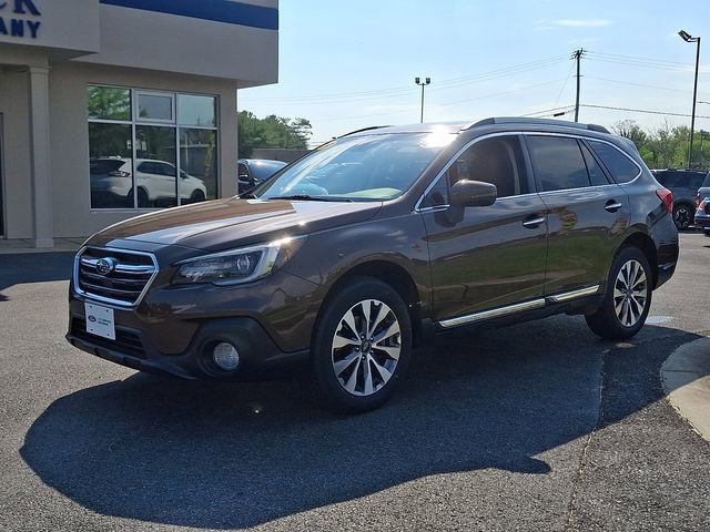 Used 2019 Subaru Outback 2.5i Touring w/ Popular Package #3A AWD/4WD image 3