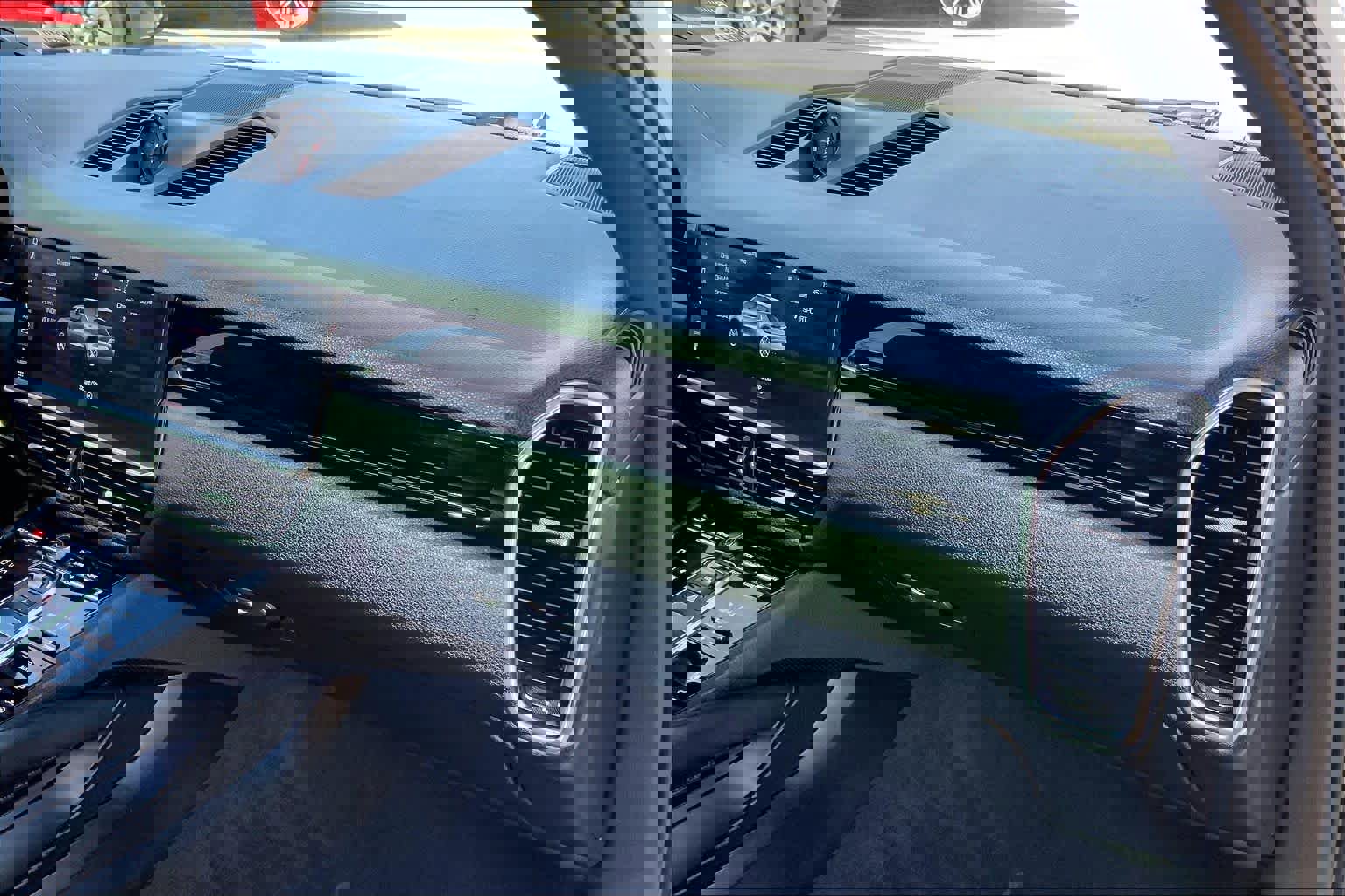 Used 2021 Porsche Cayenne S image 16