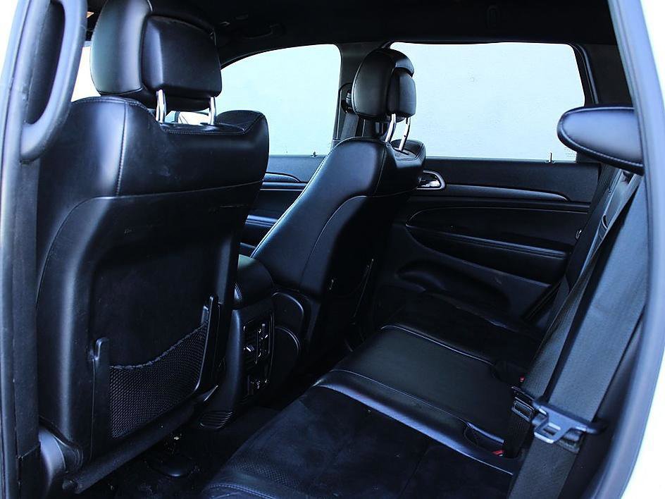 Used 2018 Jeep Grand Cherokee Altitude image 9