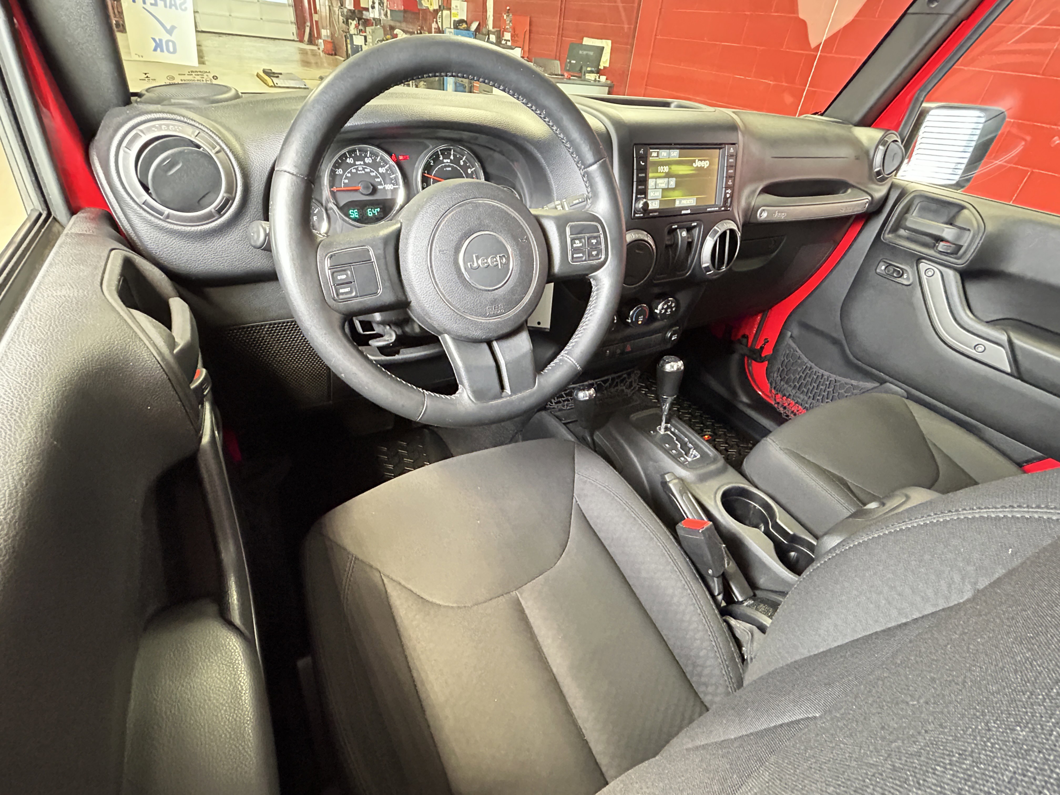 Used 2015 Jeep Wrangler Sport w/ Quick Order Package 24S AWD/4WD image 3