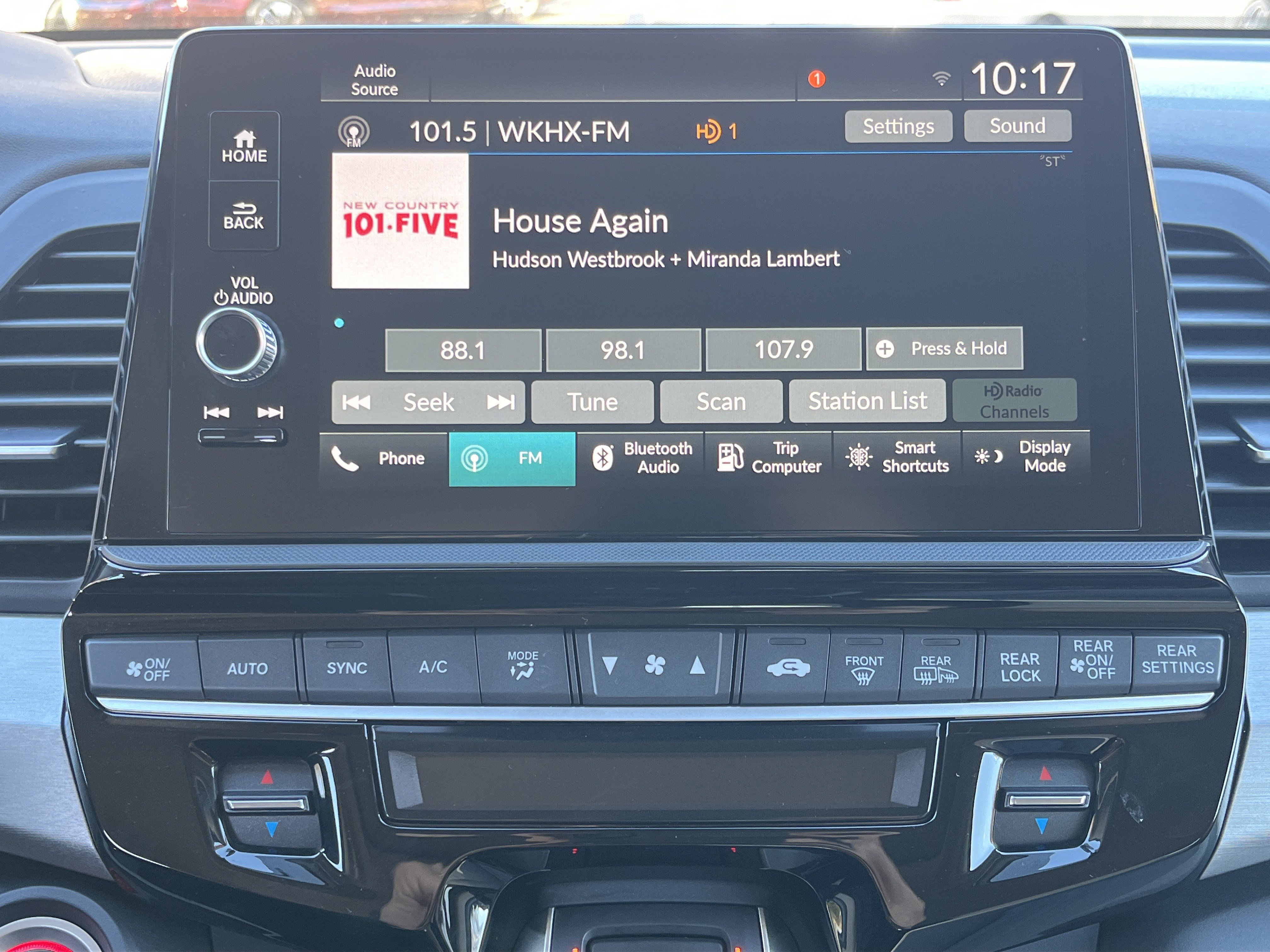 Certified 2025 Honda Odyssey EX-L image 5