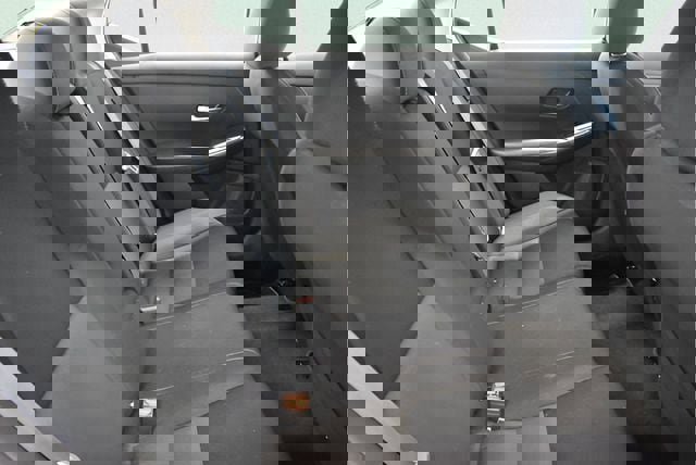 Used 2020 Nissan Sentra SV image 17