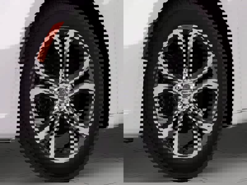 New 2026 Chrysler Pacifica Pinnacle image 11