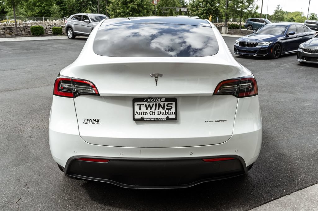 Used 2022 Tesla Model Y Long Range AWD/4WD image 34