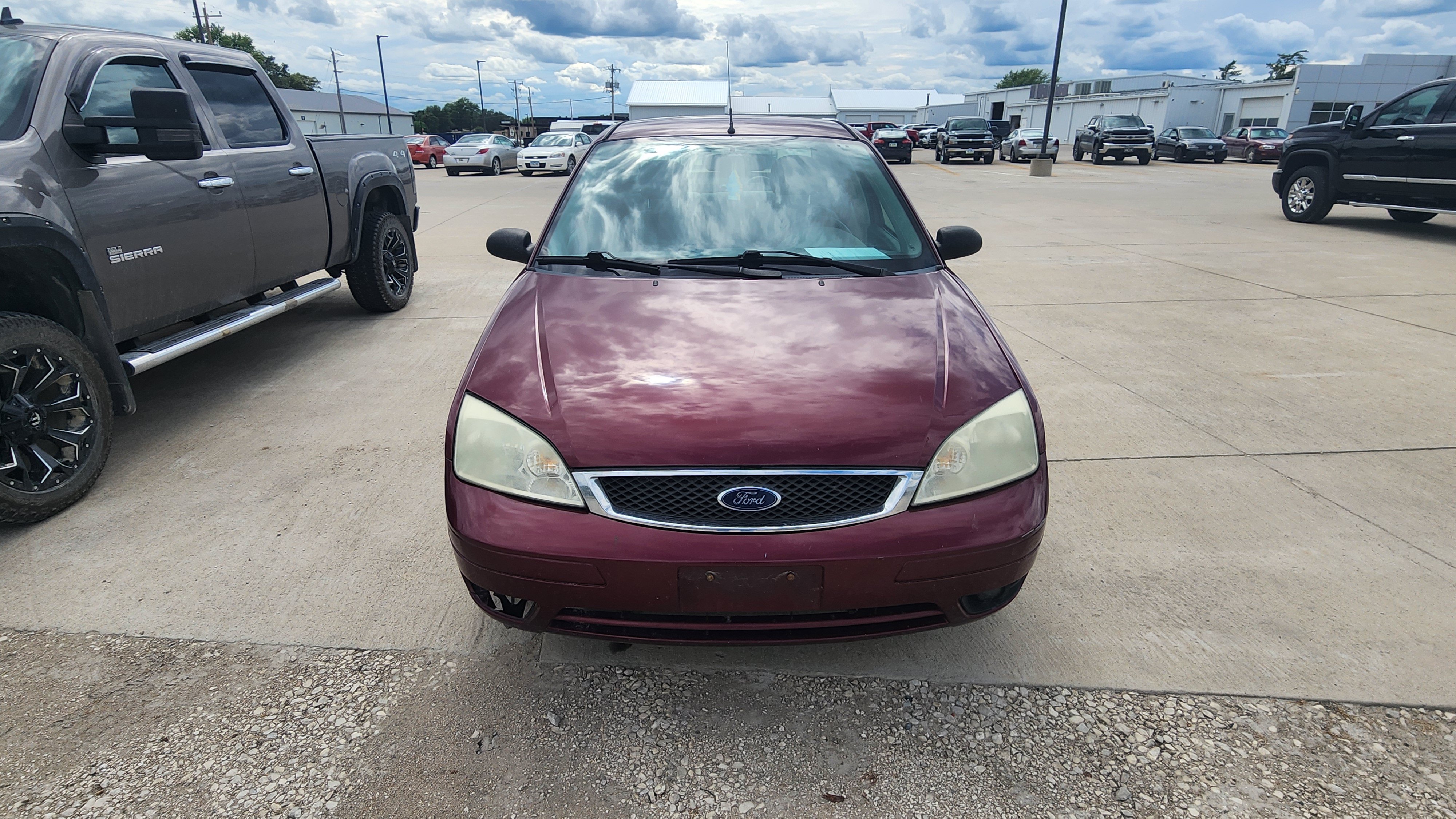 Used 2007 Ford Focus SES FWD image 2